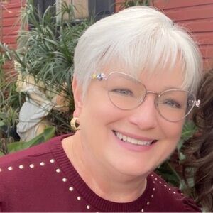 Meet your Posher, Lynn